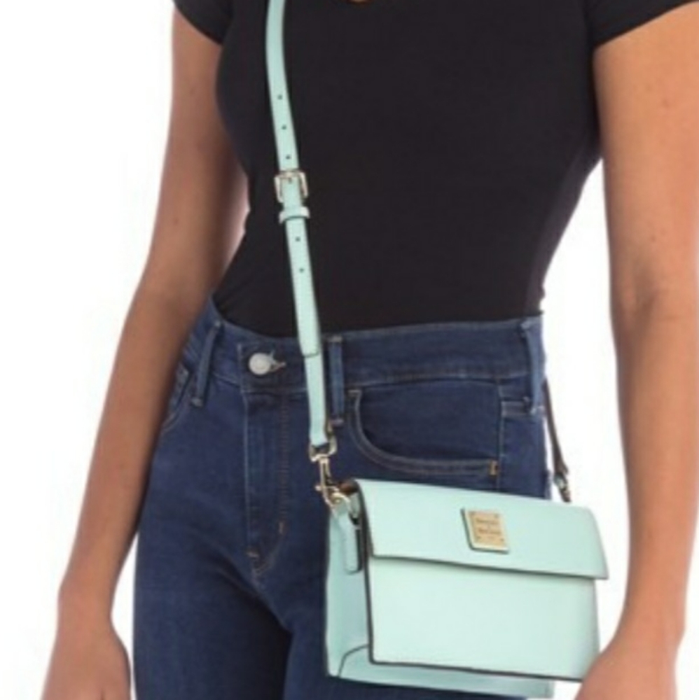 ❌❌SOLD❌❌Dooney and Bourke crossbody bag - Picture 4 of 14